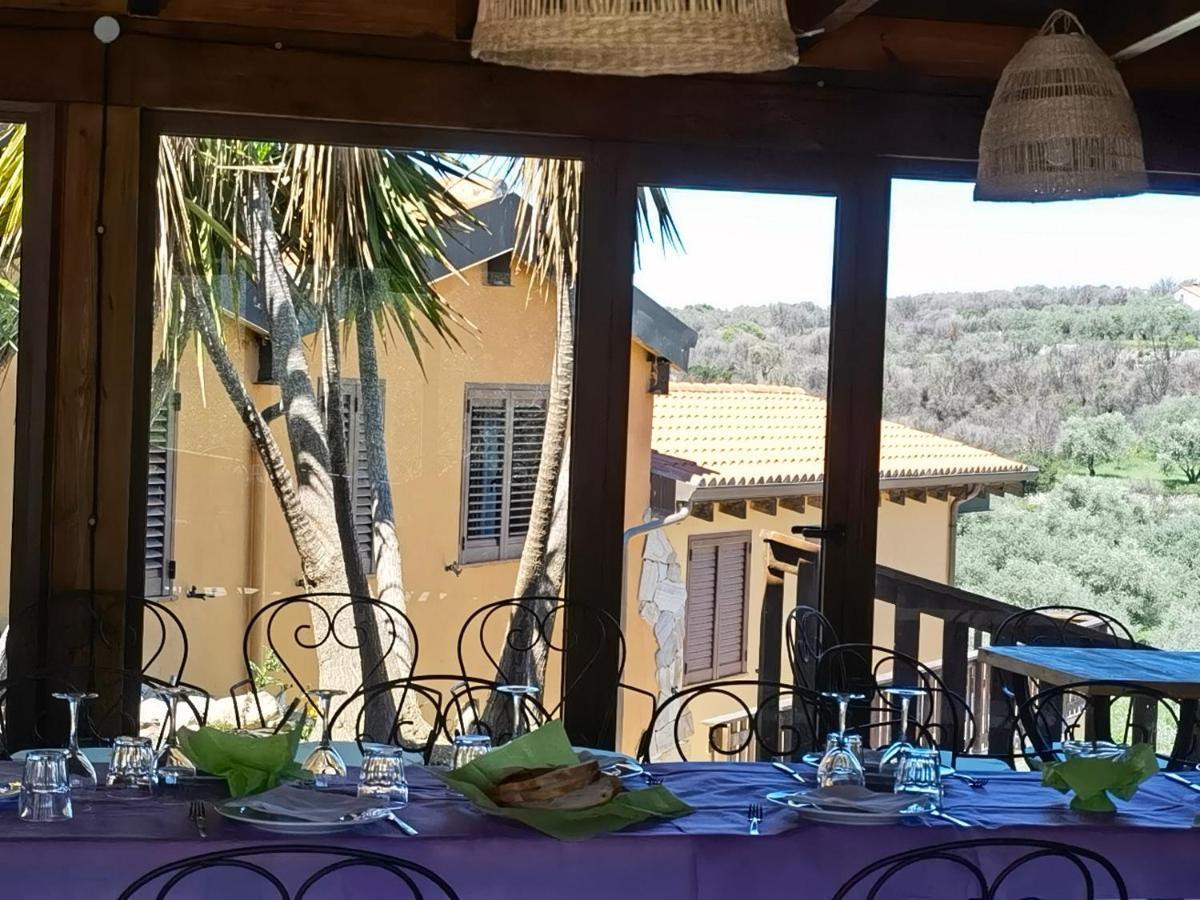 La Corte Degli Ulivi - Albergo Rurale Tresnuraghes Extérieur photo