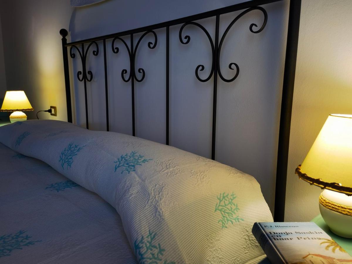 La Corte Degli Ulivi - Albergo Rurale Tresnuraghes Extérieur photo
