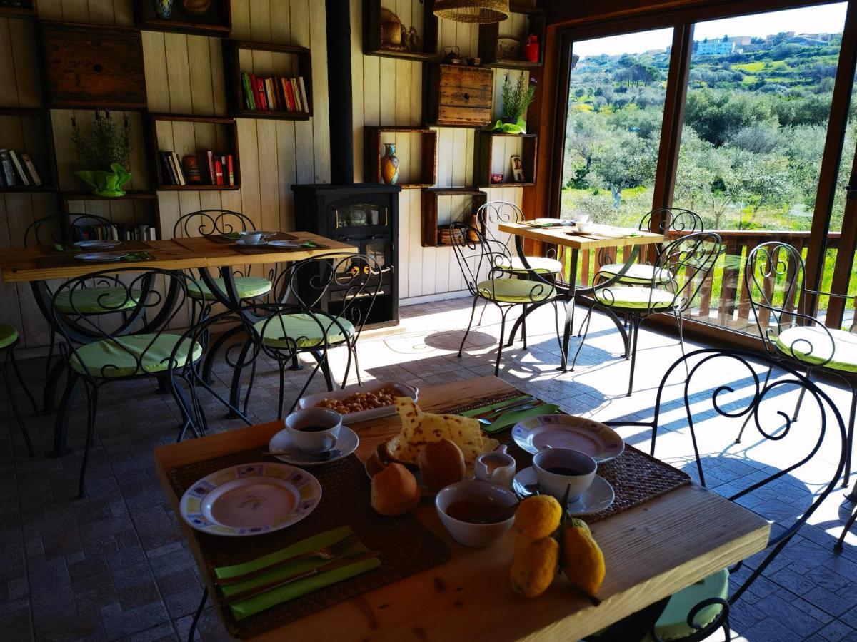 La Corte Degli Ulivi - Albergo Rurale Tresnuraghes Extérieur photo